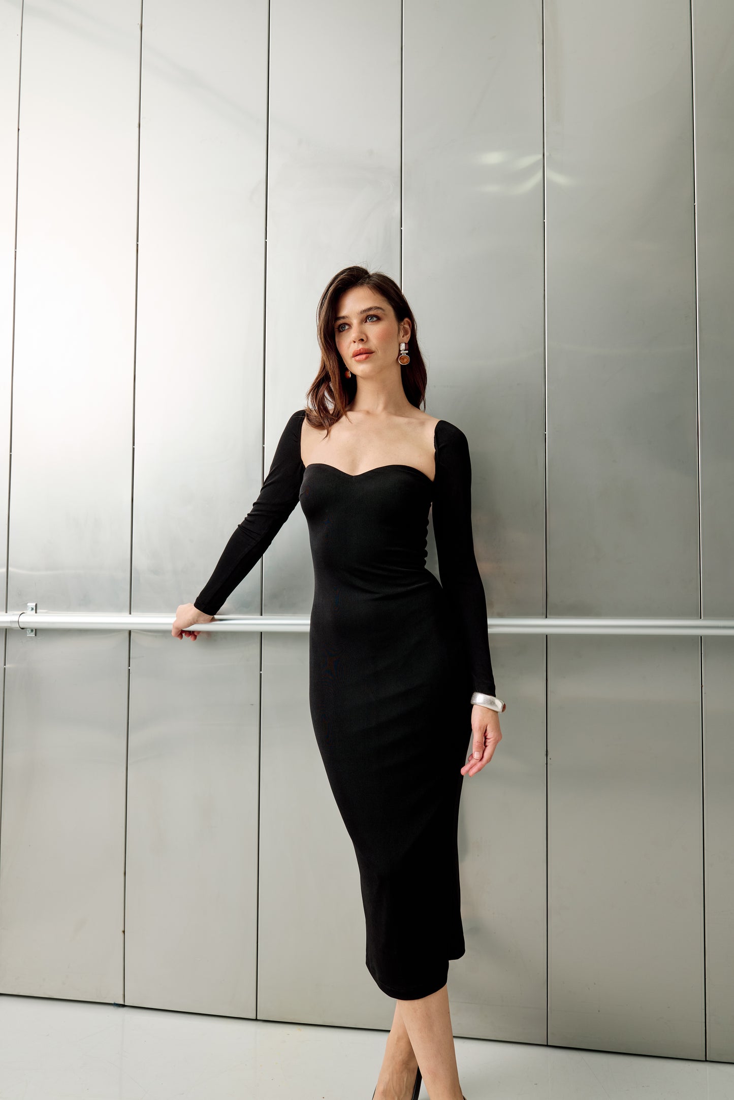 Vittoria Siyah Midi Elbise